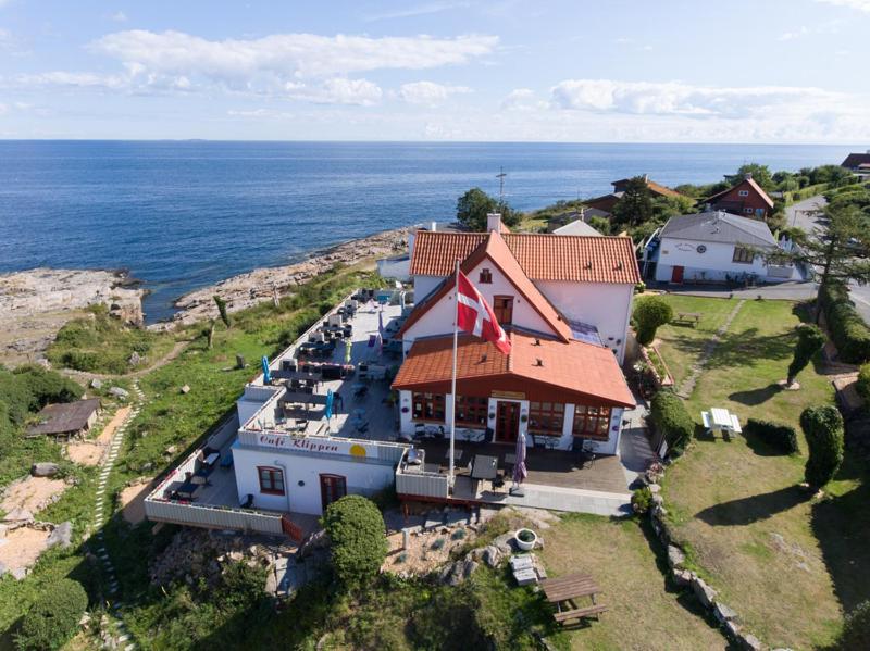 Hotel Klippen Gudhjem Extérieur photo