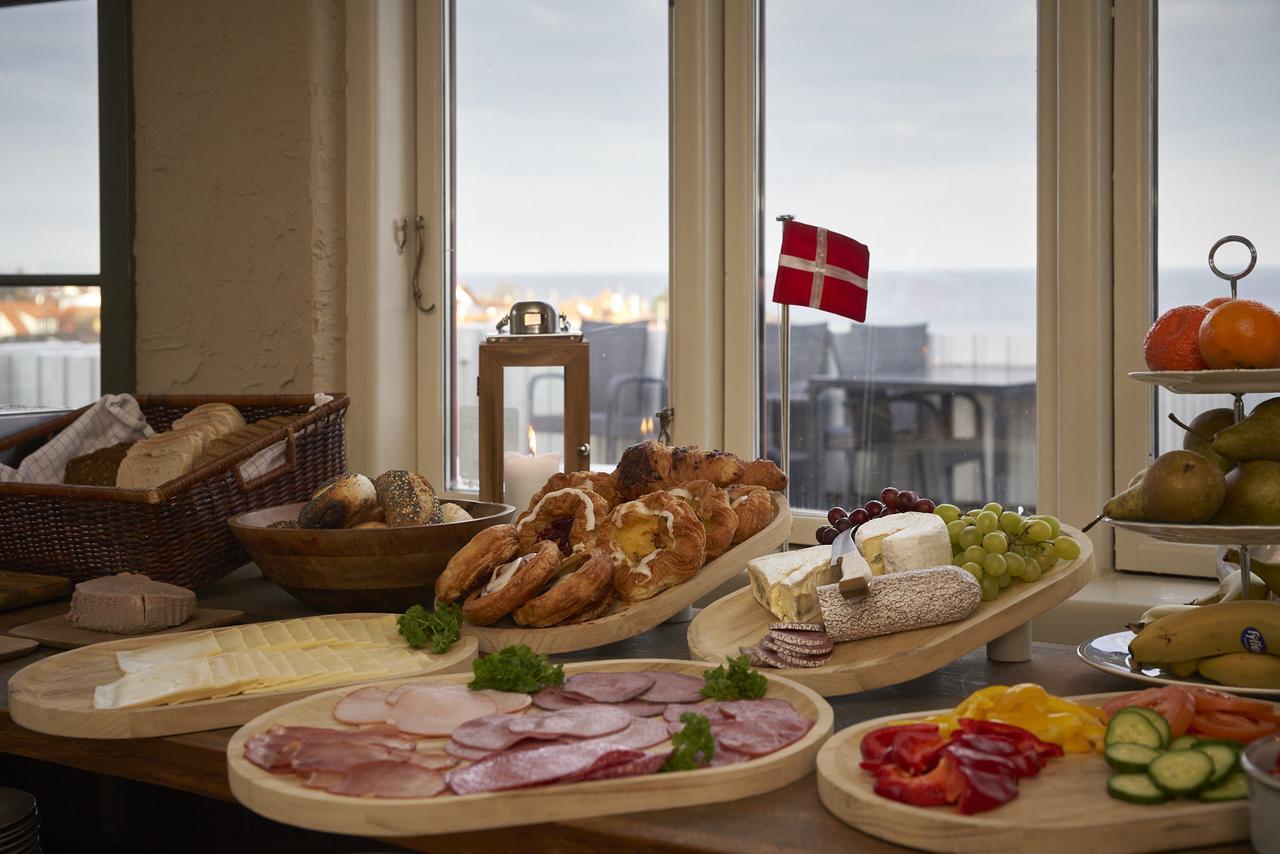 Hotel Klippen Gudhjem Extérieur photo