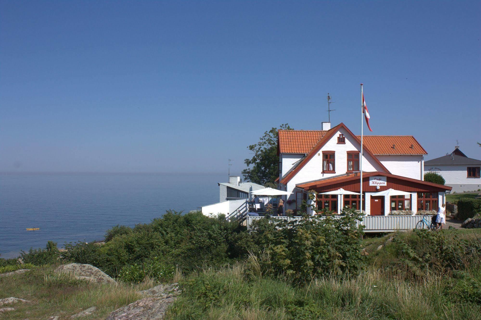 Hotel Klippen Gudhjem Extérieur photo